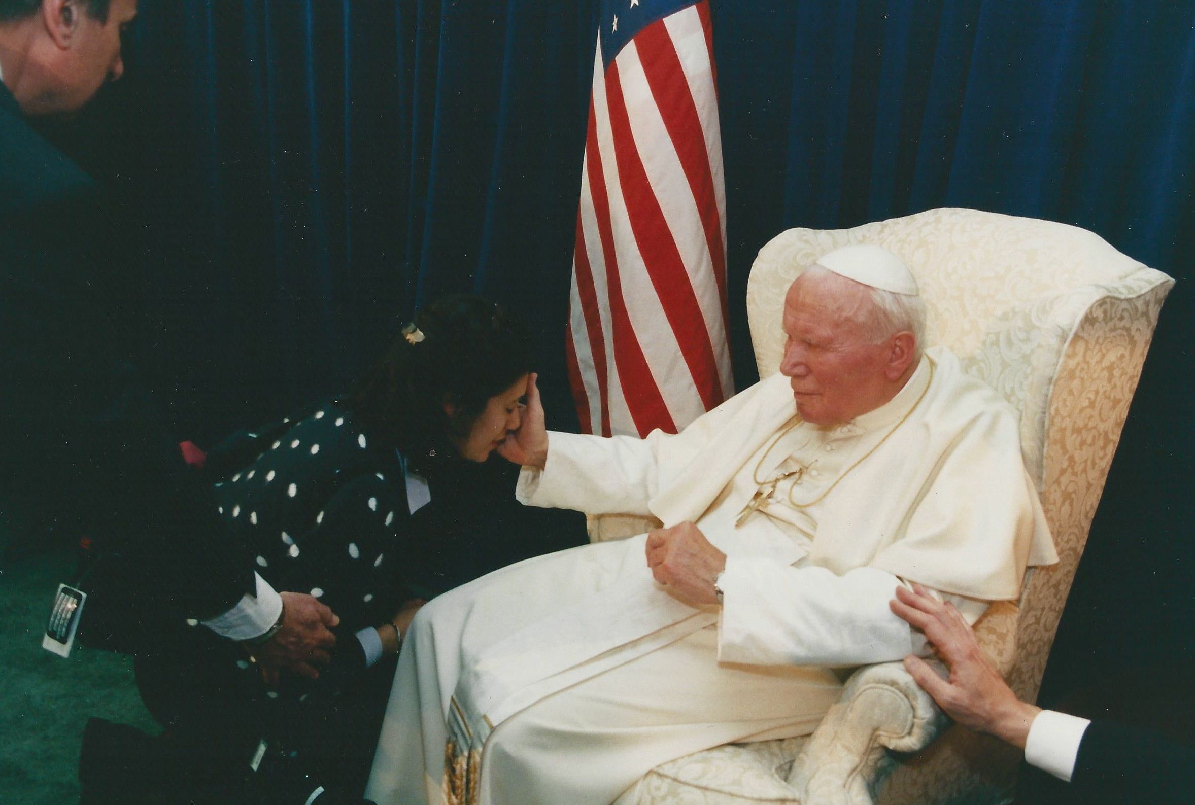 White House Photographer Joyce Naltchayan meets Pope John Paul II