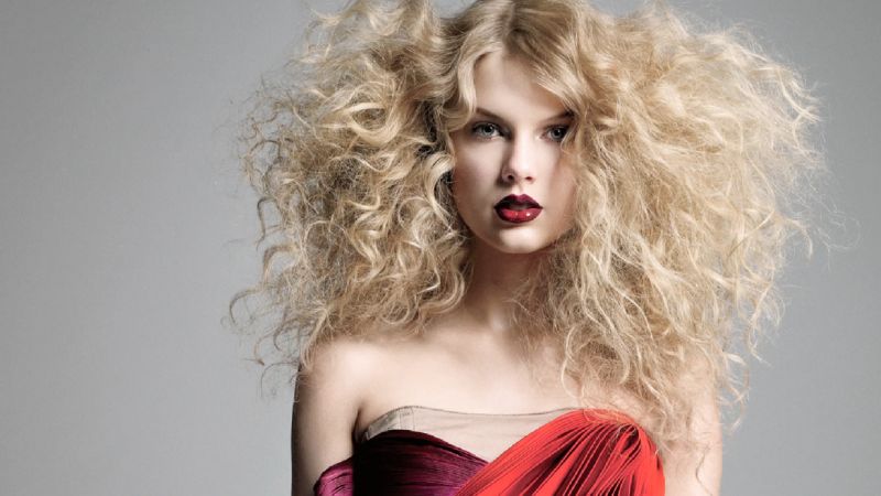 Taylor Swift Red Lipstick Crazy Hair Allure Magazine