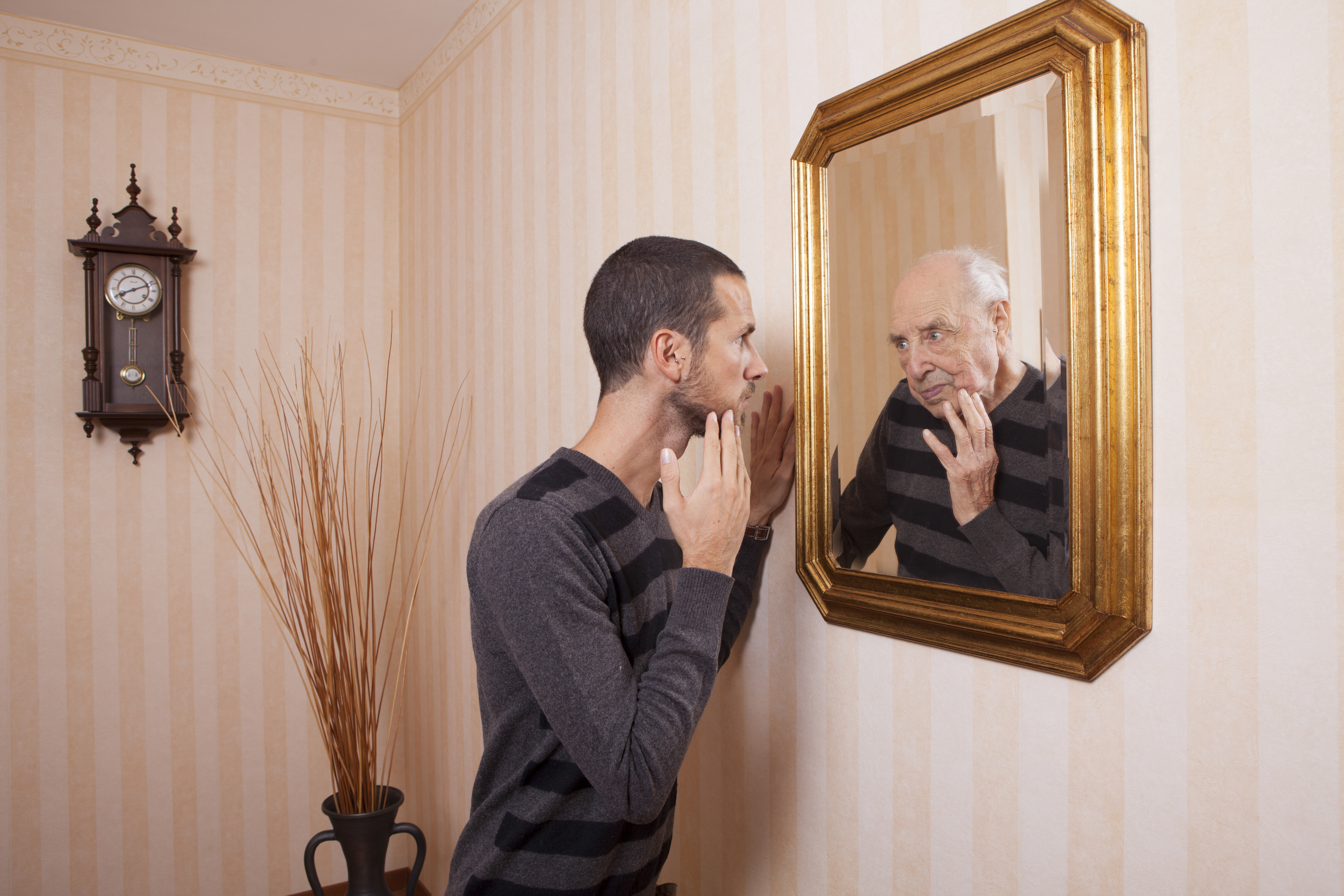 Old Man Mirror Reflection - Photo Editing with PicsArt