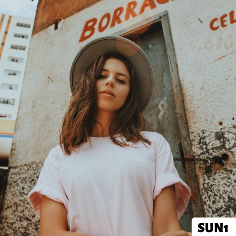 SUN1 filter applied on the photo of a girl with hat