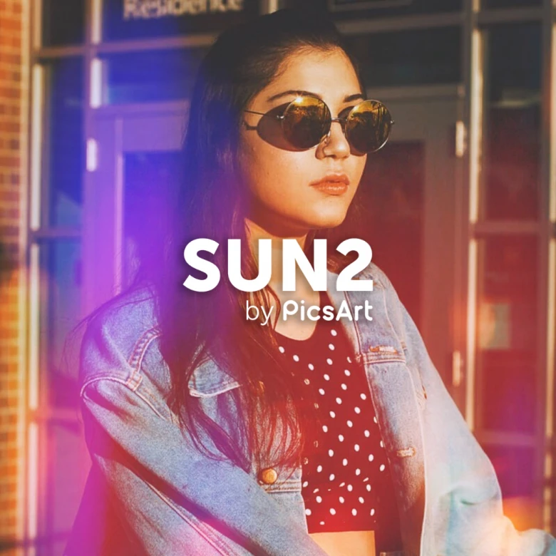 Summer photo of girl in sunglasses with PicsArt SUN2 Filter and Light Mask