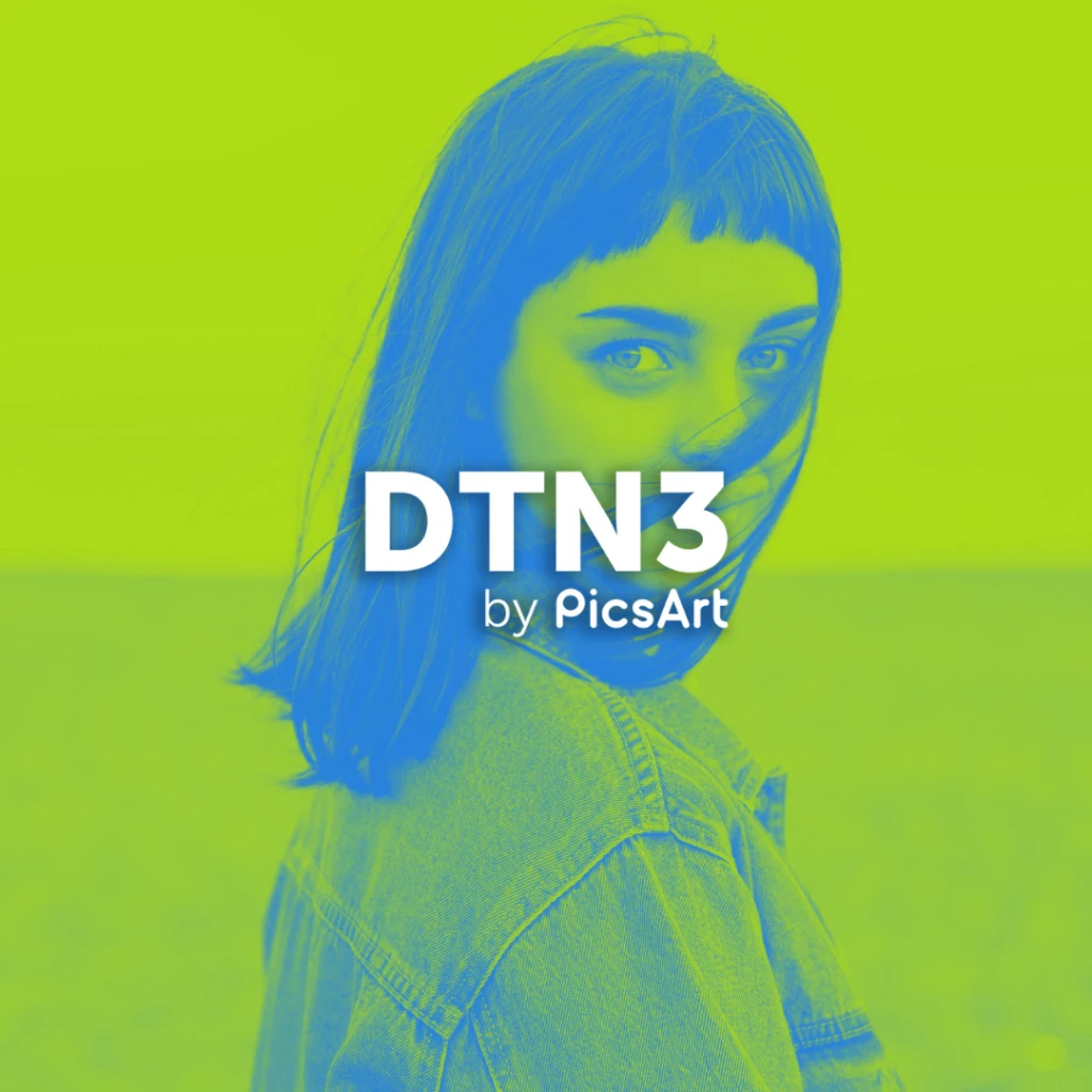 Aesthetic green duotone PicsArt filter edit of fashionable girl