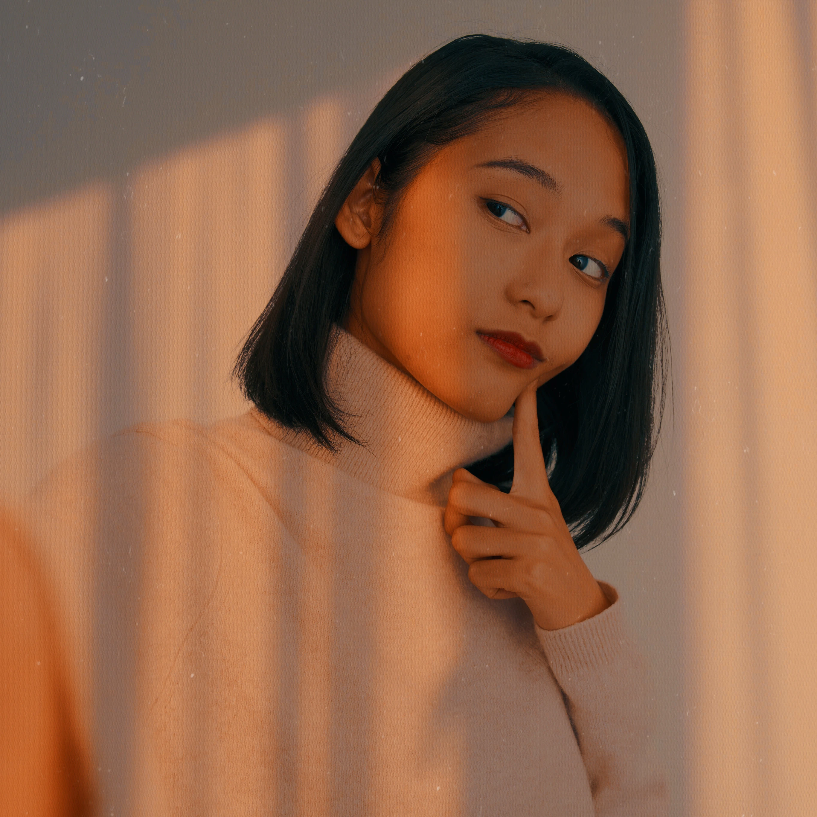 black hair girl with red lipstick profile picture with shadow mask effect