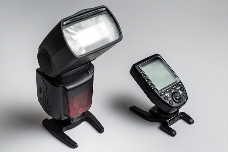 home photo studio setup – flash trigger