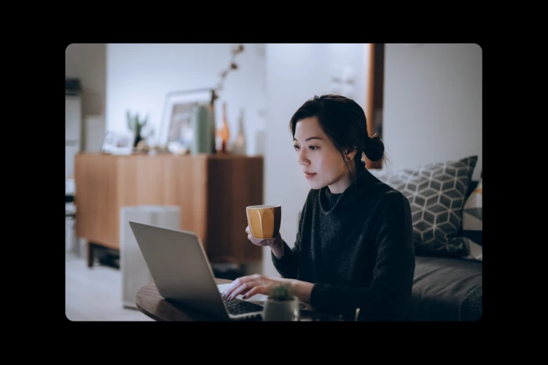 best time to post on Linkedin by day